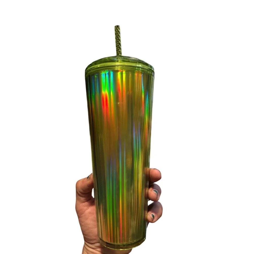 Starbucks 2023 Iridescent Lime Green Pleated Cold Cup‎ Tumbler 24oz Venti New